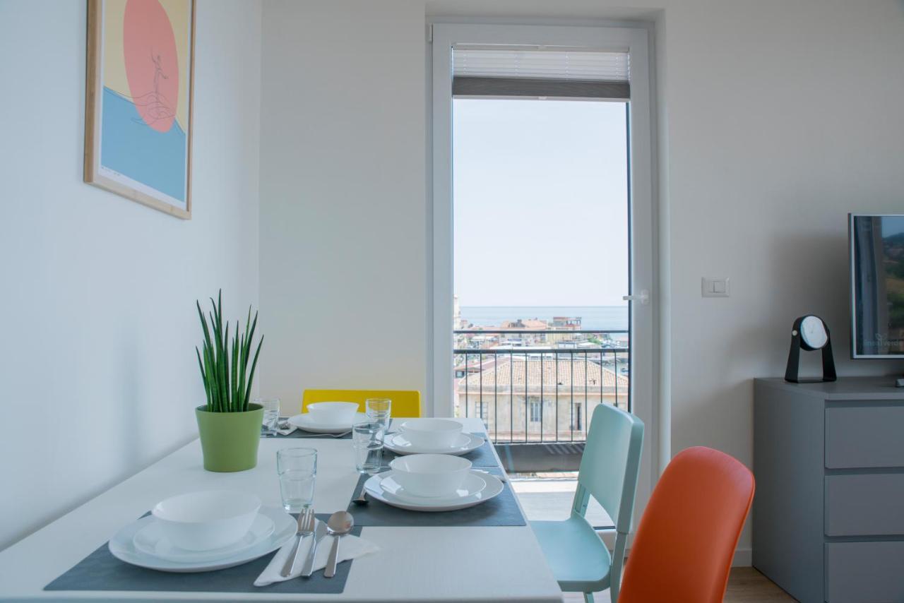Occhi Sul Mare Apartment Ачиреале Экстерьер фото