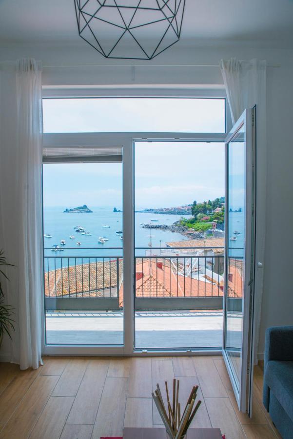 Occhi Sul Mare Apartment Ачиреале Экстерьер фото