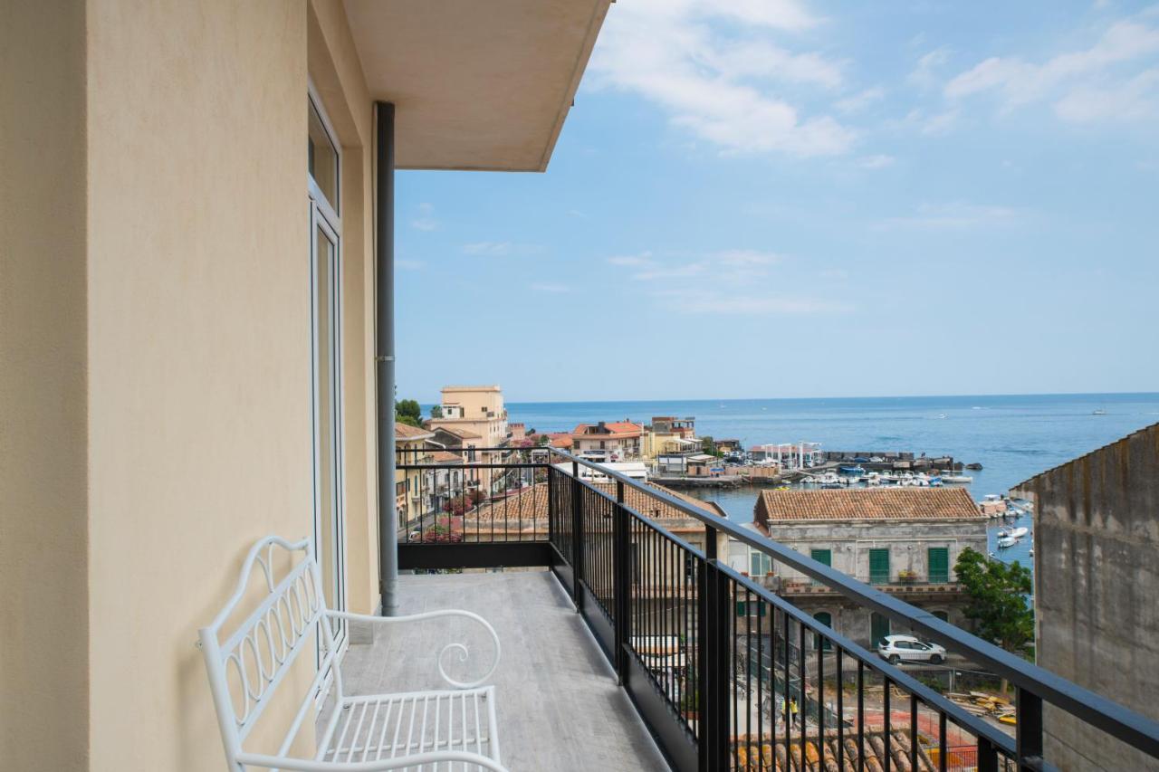 Occhi Sul Mare Apartment Ачиреале Экстерьер фото