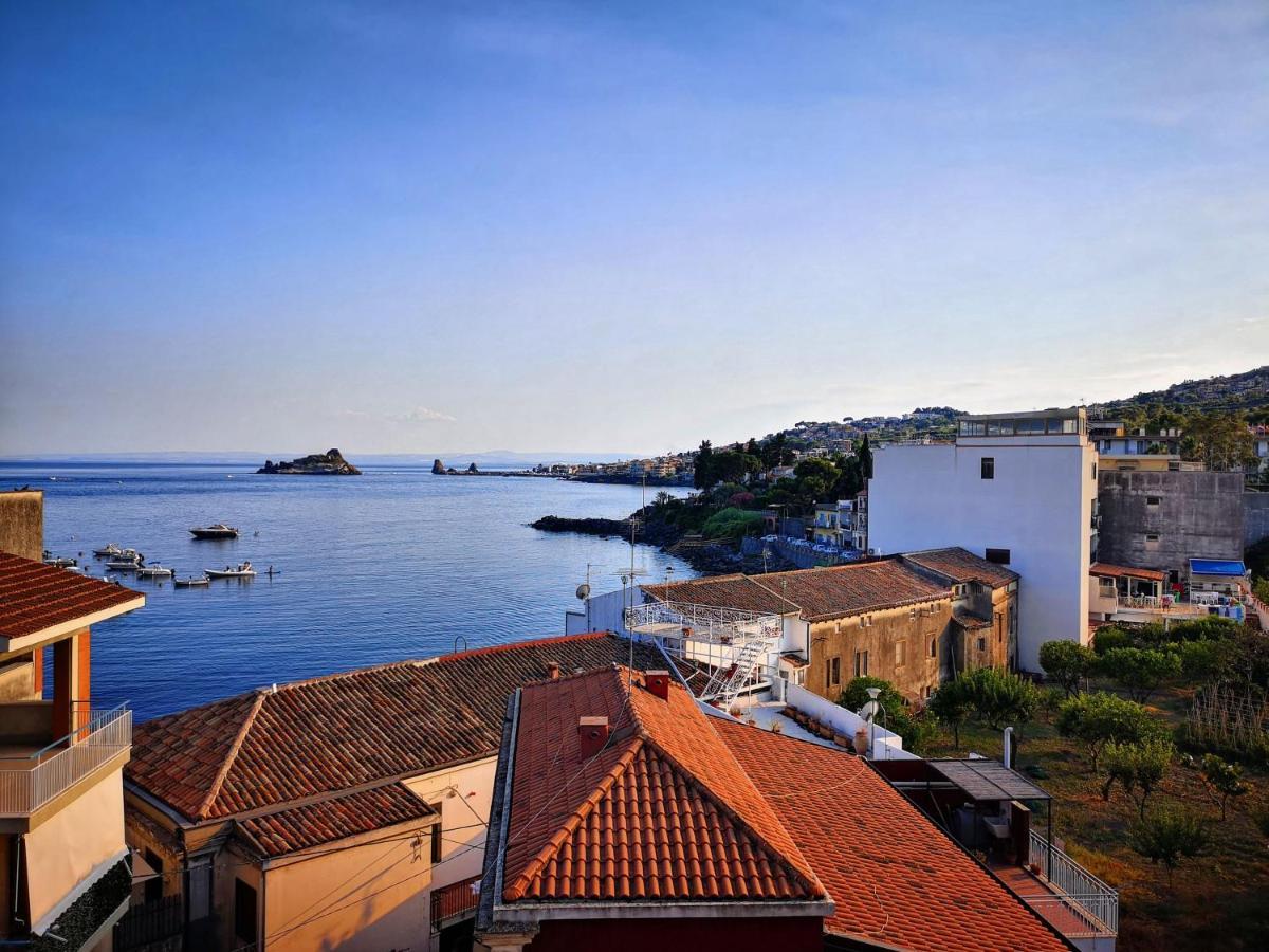 Occhi Sul Mare Apartment Ачиреале Экстерьер фото